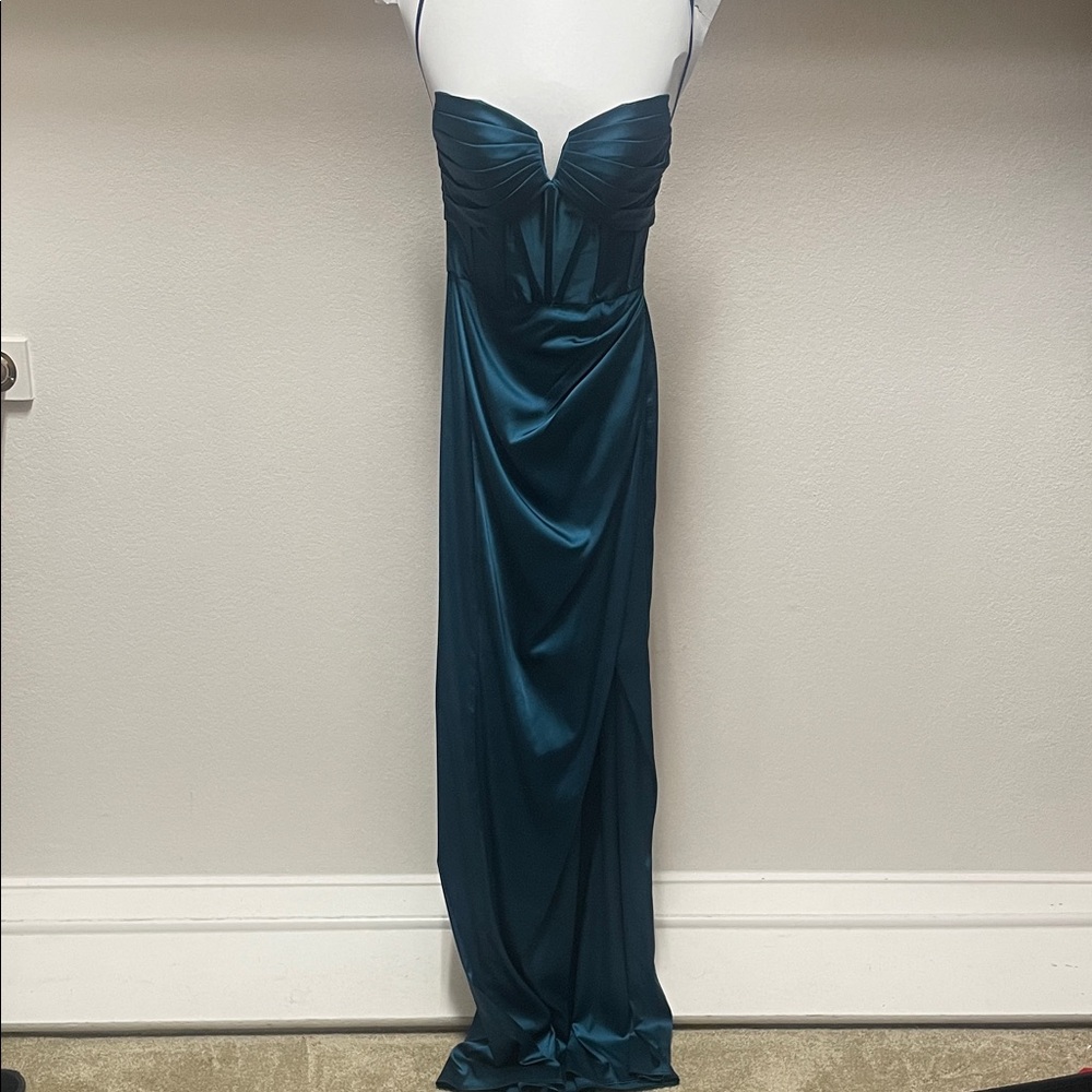 Elegant Strapless Teal Evening Dress